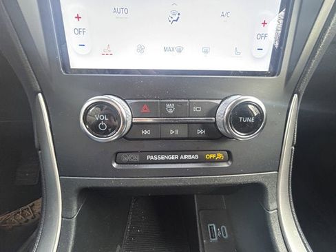 Used 2023 Ford Edge SEL image 19