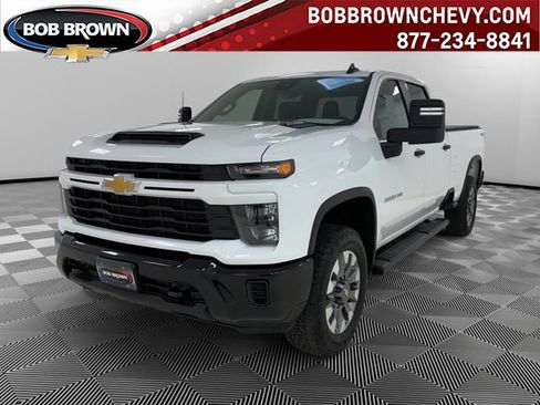 Used 2024 Chevrolet Silverado 2500 Custom w/ Snow Plow Prep/Camper Package AWD/4WD image 1