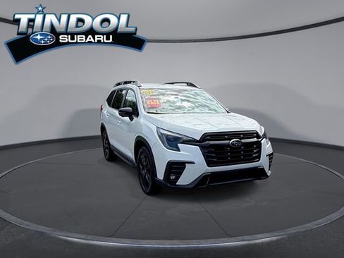 Certified 2023 Subaru Ascent Onyx Edition Limited AWD/4WD image 2