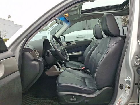 Used 2009 Subaru Forester 2.5X Limited image 7