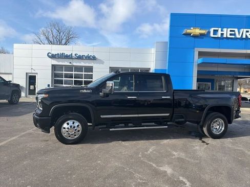 New 2026 Chevrolet Silverado 3500 High Country w/ Technology Package image 4