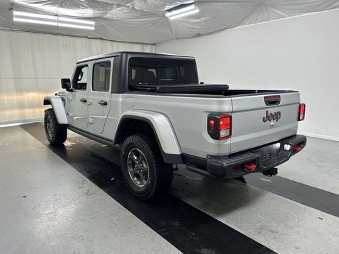 Used 2023 Jeep Gladiator Rubicon w/ Cold Weather Group AWD/4WD image 7