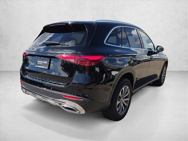 Used 2026 Mercedes-Benz GLC 300 image 5