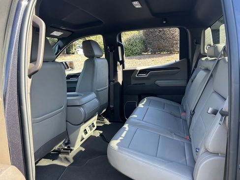 Used 2022 GMC Sierra 1500 SLT image 38