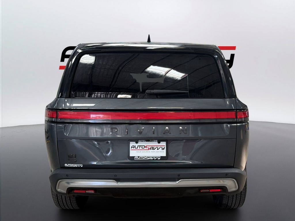 Used 2025 Rivian R1S Adventure Dual AWD/4WD image 6