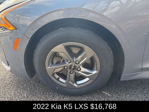 Used 2022 Kia K5 LXS image 9