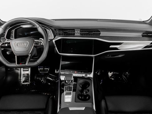 Used 2025 Audi RS 6 performance image 2