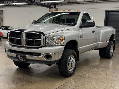Used 2007 Dodge Ram 3500 Truck SLT w/ Trailer Tow Group AWD/4WD image 3