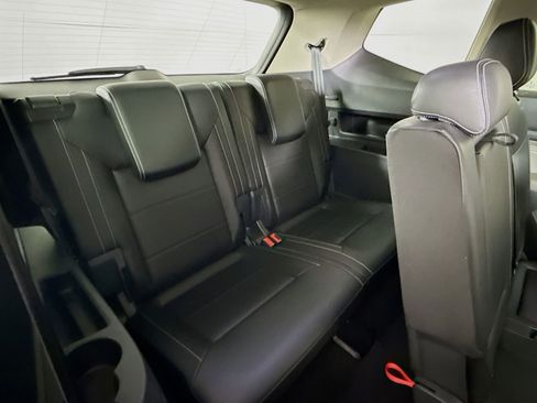 Used 2023 Volkswagen Atlas SE w/ Panoramic Sunroof Package image 25