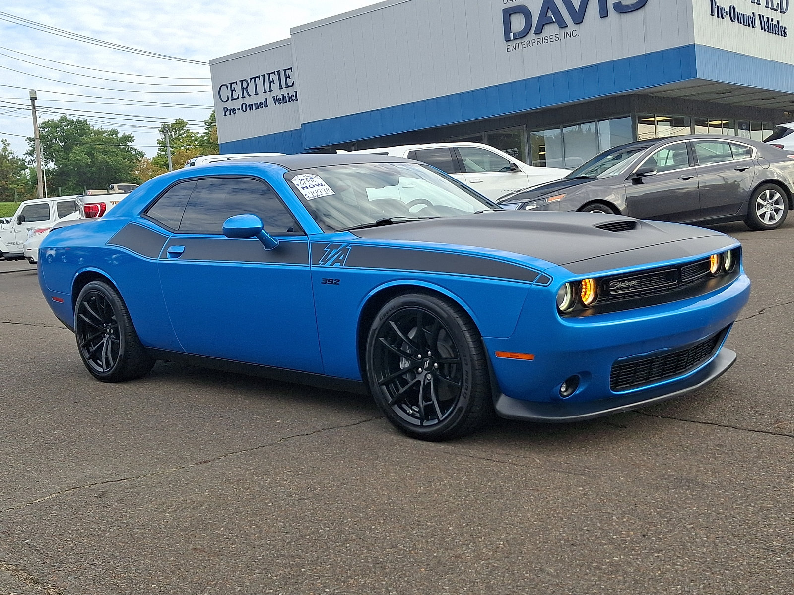 Used 2023 Dodge Challenger R/T Scat Pack w/ T/A Package RWD image 3