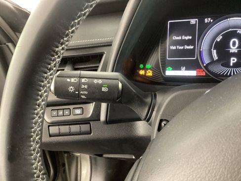 Used 2020 Lexus UX 250h image 22