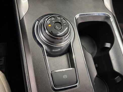 Used 2018 Ford Fusion S FWD image 16