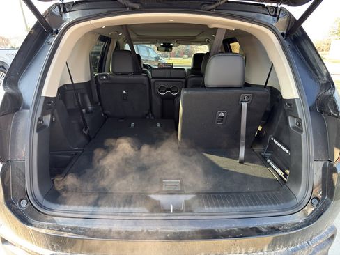 Used 2025 Honda Pilot Elite image 9