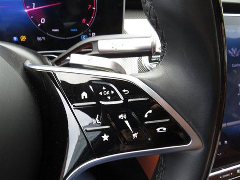 Used 2023 Mercedes-Benz S 500 4MATIC image 12