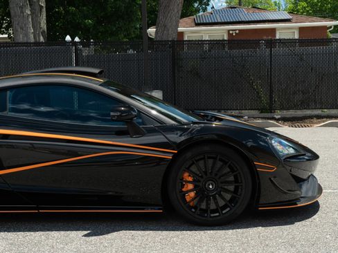 Used 2020 McLaren 620R RWD image 28
