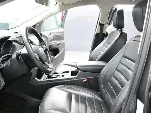 Used 2018 Ford Escape SEL image 17