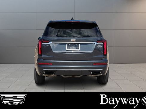 Certified 2022 Cadillac XT6 Premium Luxury w/ Technology Package image 6