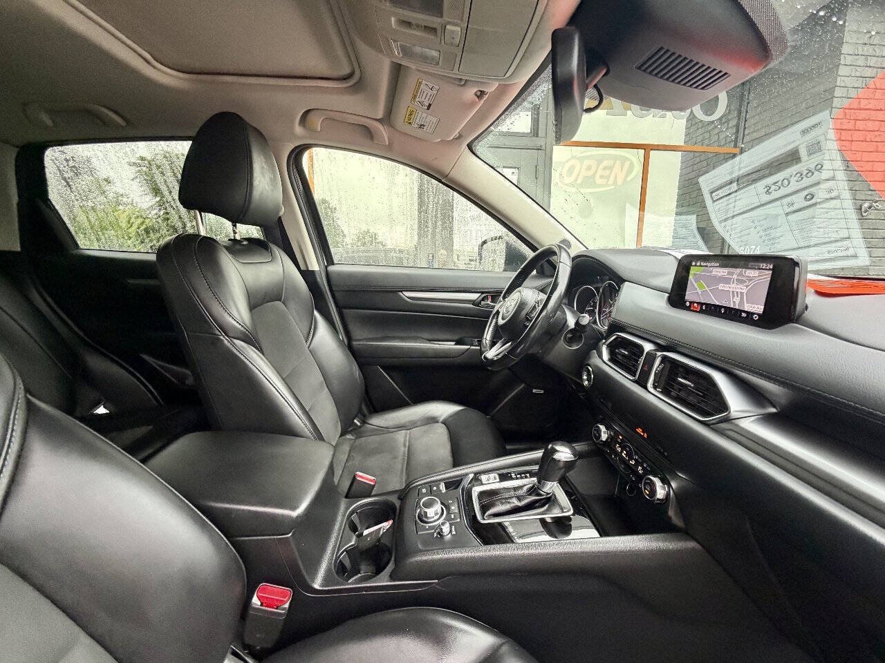 Used 2018 MAZDA CX-5 Touring w/ Preferred Equipment Package AWD/4WD image 31