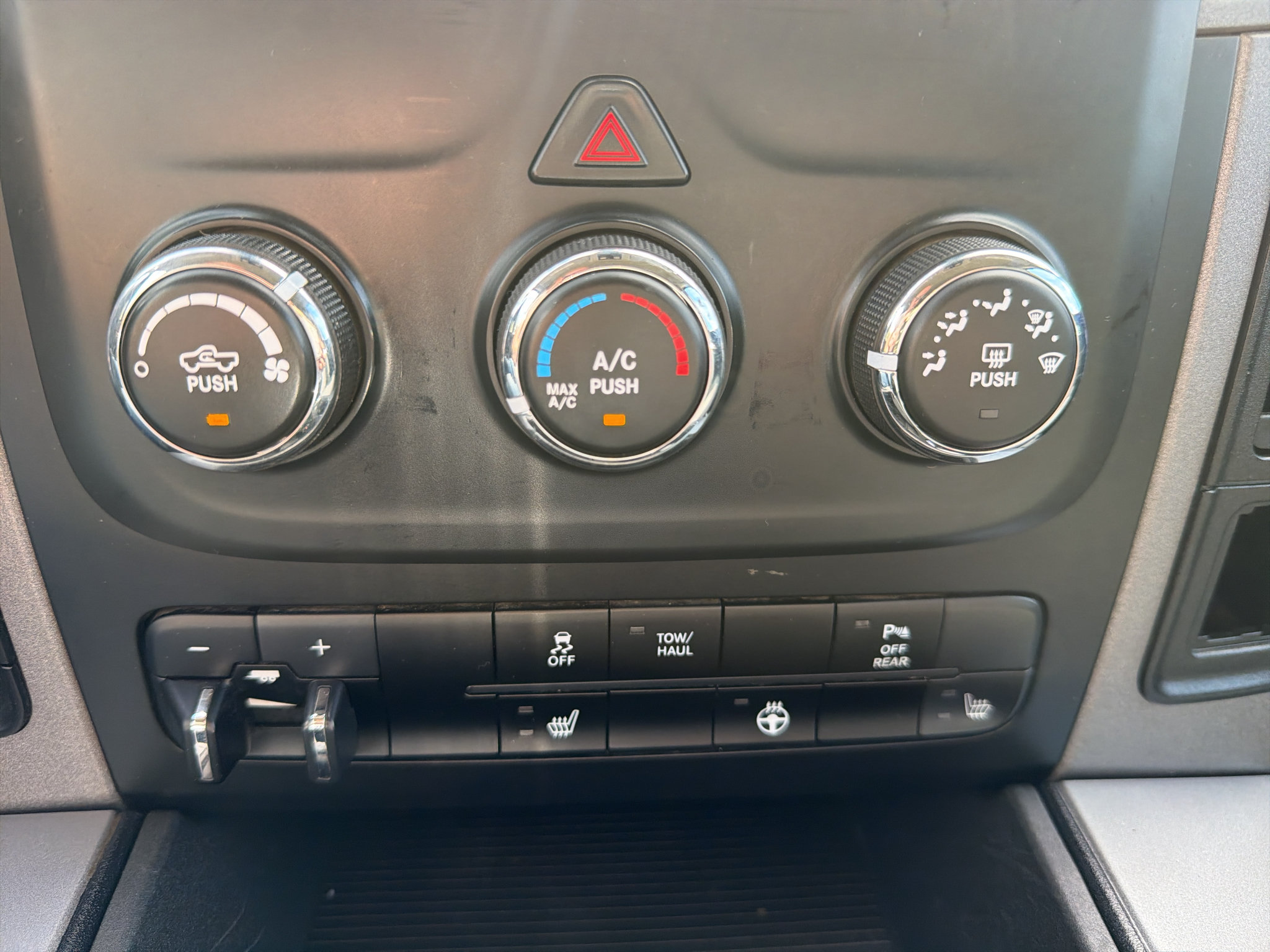 Used 2023 RAM 1500 Express w/ Wheel & Sound Group AWD/4WD image 31