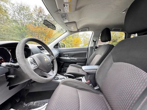 Used 2019 Mitsubishi Outlander Sport ES image 13