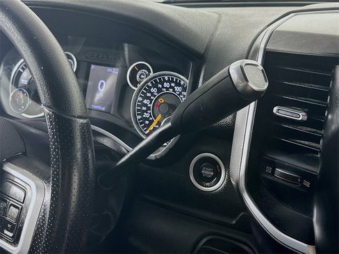 Used 2021 RAM 2500 Big Horn image 16