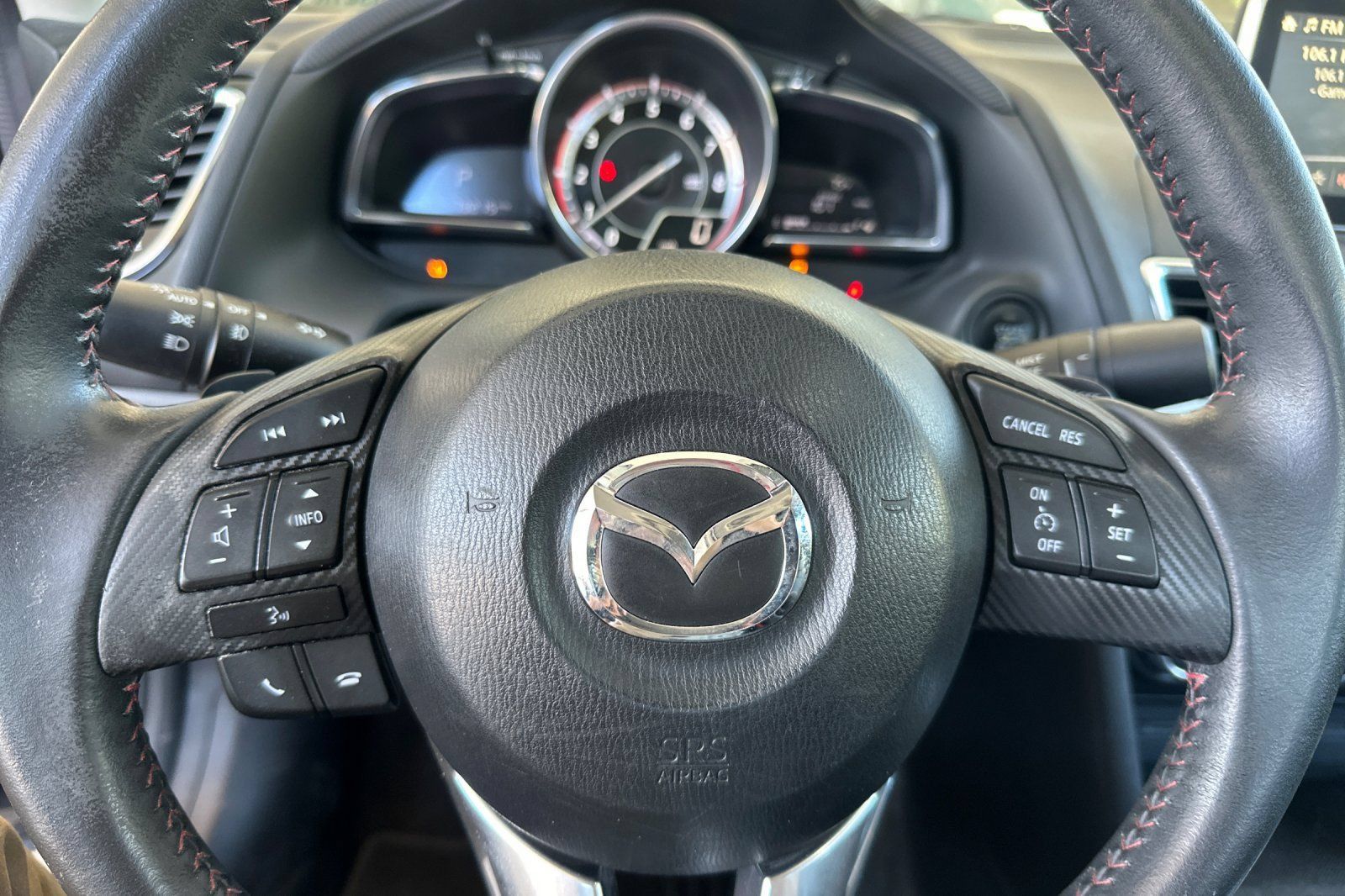 Used 2014 MAZDA MAZDA3 s Grand Touring FWD image 35