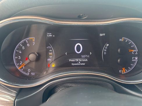 Used 2016 Jeep Grand Cherokee Overland image 17