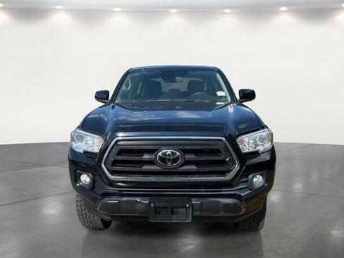 Used 2020 Toyota Tacoma SR5 AWD/4WD image 5
