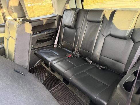 Used 2015 Honda Pilot Touring image 16