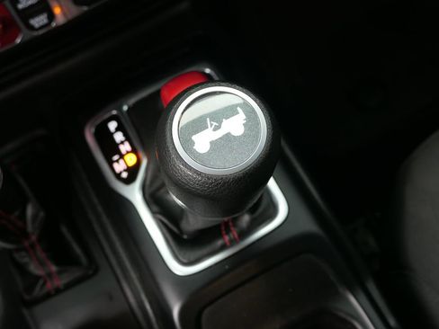 Used 2022 Jeep Wrangler Rubicon w/ Steel Bumper Group image 19