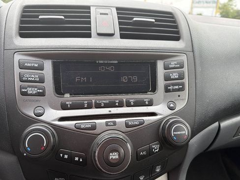 Used 2006 Honda Accord EX-L image 10