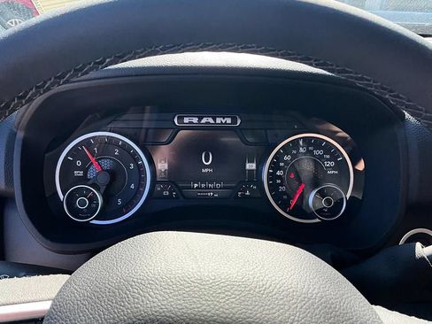 New 2026 RAM 3500 Big Horn AWD/4WD image 17