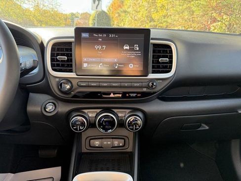 New 2026 Hyundai Venue SEL image 20