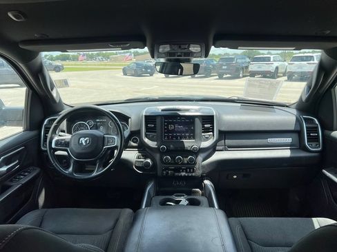 Used 2020 RAM 1500 Big Horn RWD image 11