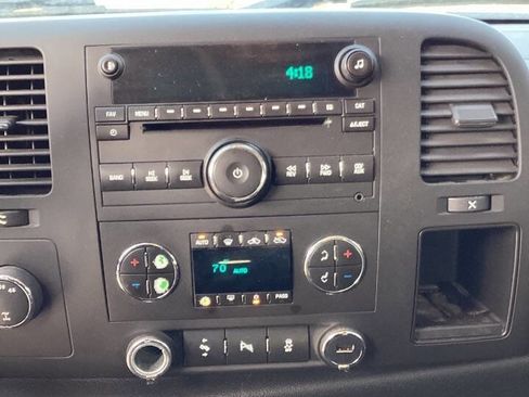 Used 2012 GMC Sierra 1500 SLE w/ Max Trailering Pack image 12