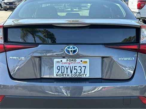Used 2022 Toyota Prius L Eco image 39
