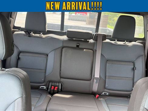 Used 2022 GMC Sierra 2500 Denali AWD/4WD image 29