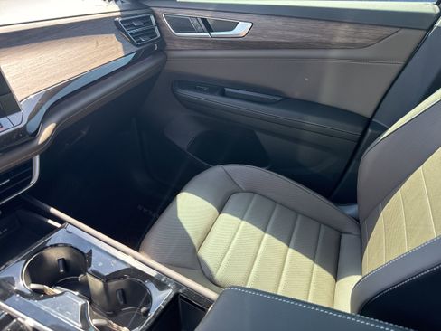 New 2026 Volkswagen Atlas SEL image 19