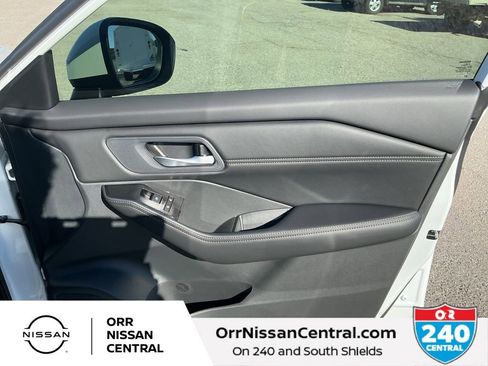 New 2026 Nissan Rogue SV w/ SV Premium Package image 10