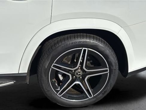 Used 2022 Mercedes-Benz GLS 450 4MATIC image 38