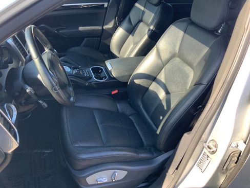 Used 2012 Porsche Cayenne AWD/4WD image 17
