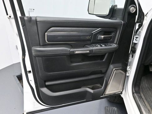 Used 2020 RAM 2500 Limited image 9