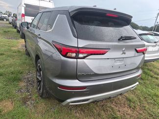 Used 2022 Mitsubishi Outlander SE FWD video 2