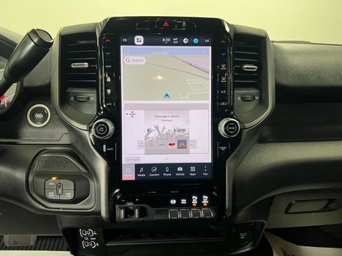 Used 2025 RAM 3500 Tradesman image 12