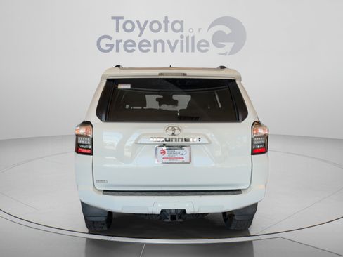 Used 2021 Toyota 4Runner SR5 Premium w/ Moonroof Package RWD image 5