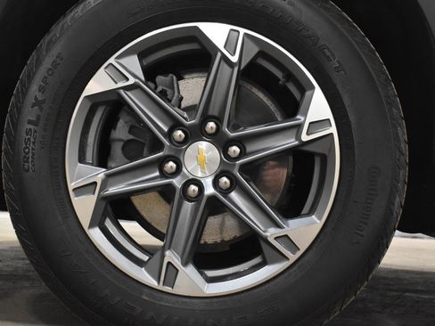 Used 2024 Chevrolet Blazer LT w/ Sound & Technology Package FWD image 39