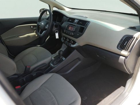 Used 2014 Kia Rio LX FWD image 17