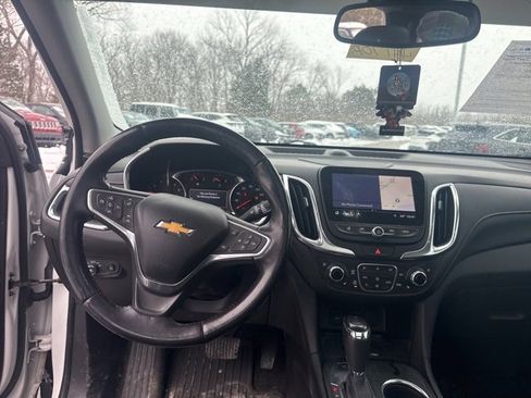 Used 2019 Chevrolet Equinox Premier image 8
