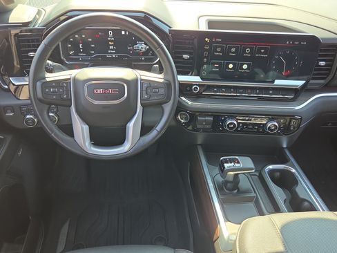 Used 2023 GMC Sierra 1500 SLT w/ SLT Premium Package AWD/4WD image 12