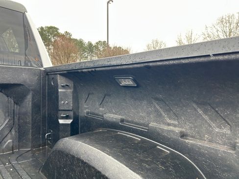 Used 2021 GMC Sierra 1500 AT4 w/ AT4 Value Package image 28